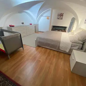 Casa vacanze Casa Trinità, Aeroporto di Catania Fontana Rossa