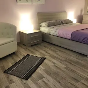Casa vacanze Lucrezia, Aeroporto di Catania Fontana Rossa
